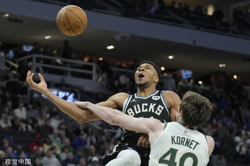 在联赛中站 在联赛中站